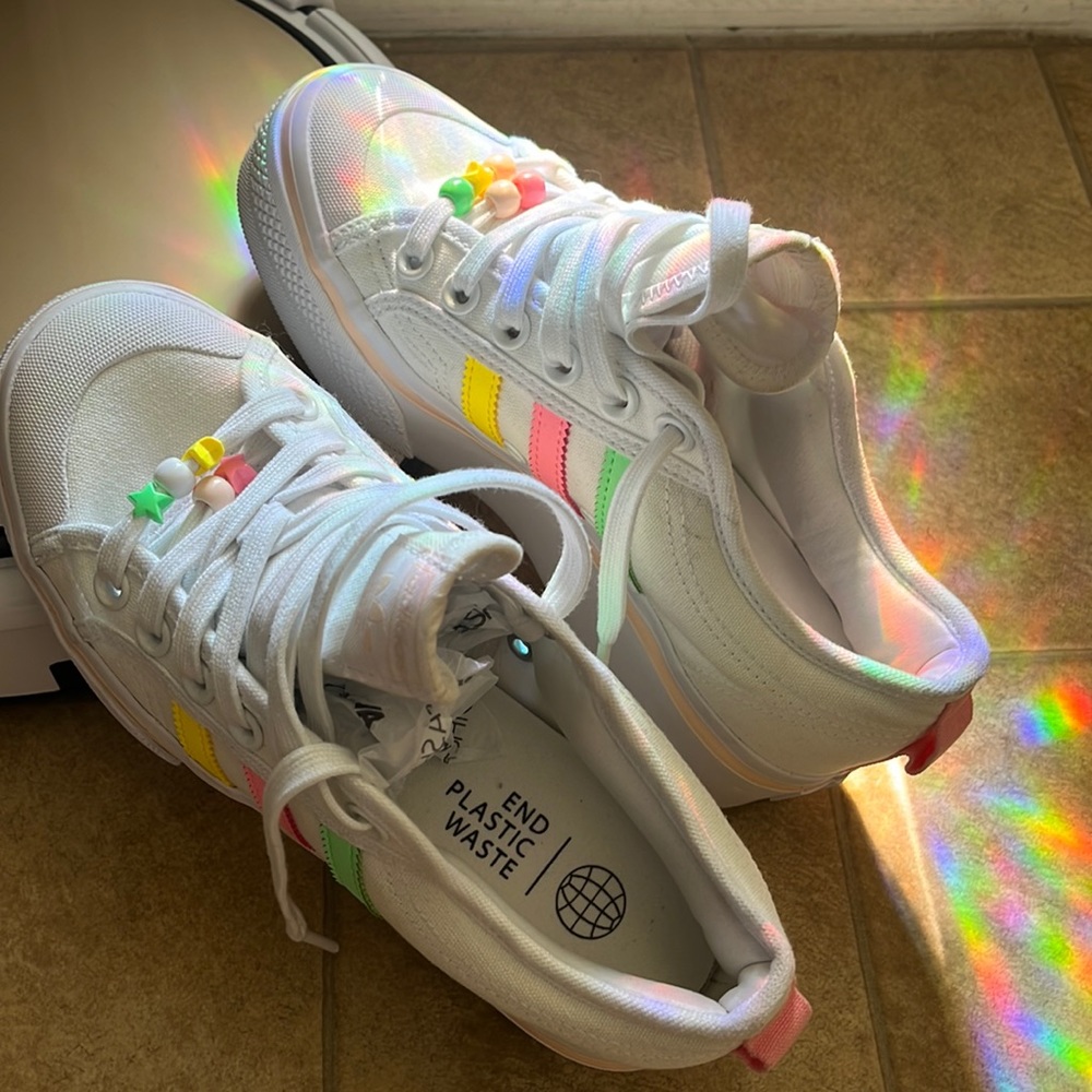 Adidas Sneakers